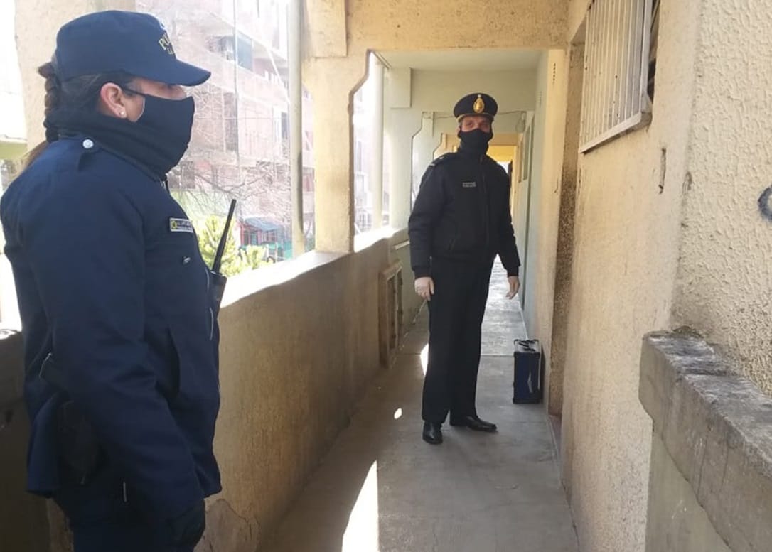 Allanamientos por el robo de la caja fuerte de un camión: Detuvieron a dos personas y secuestraron armas de fuego