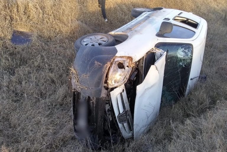 Volcó un vehículo en el límite de La Pampa con Córdoba: Los heridos fueron trasladados a Realicó
