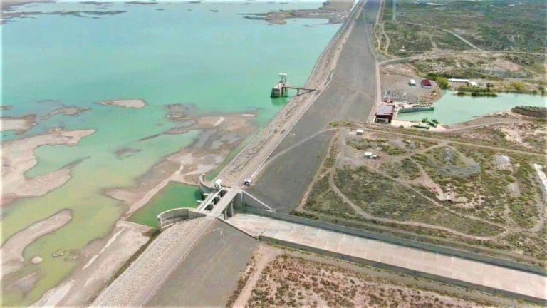 Se recupera el espejo de agua del lago de Casa de Piedra