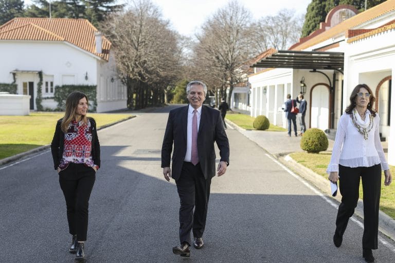 El Gobierno nacional relanzó Procrear, “un crédito ligado al ingreso de cada familia y no al dólar”