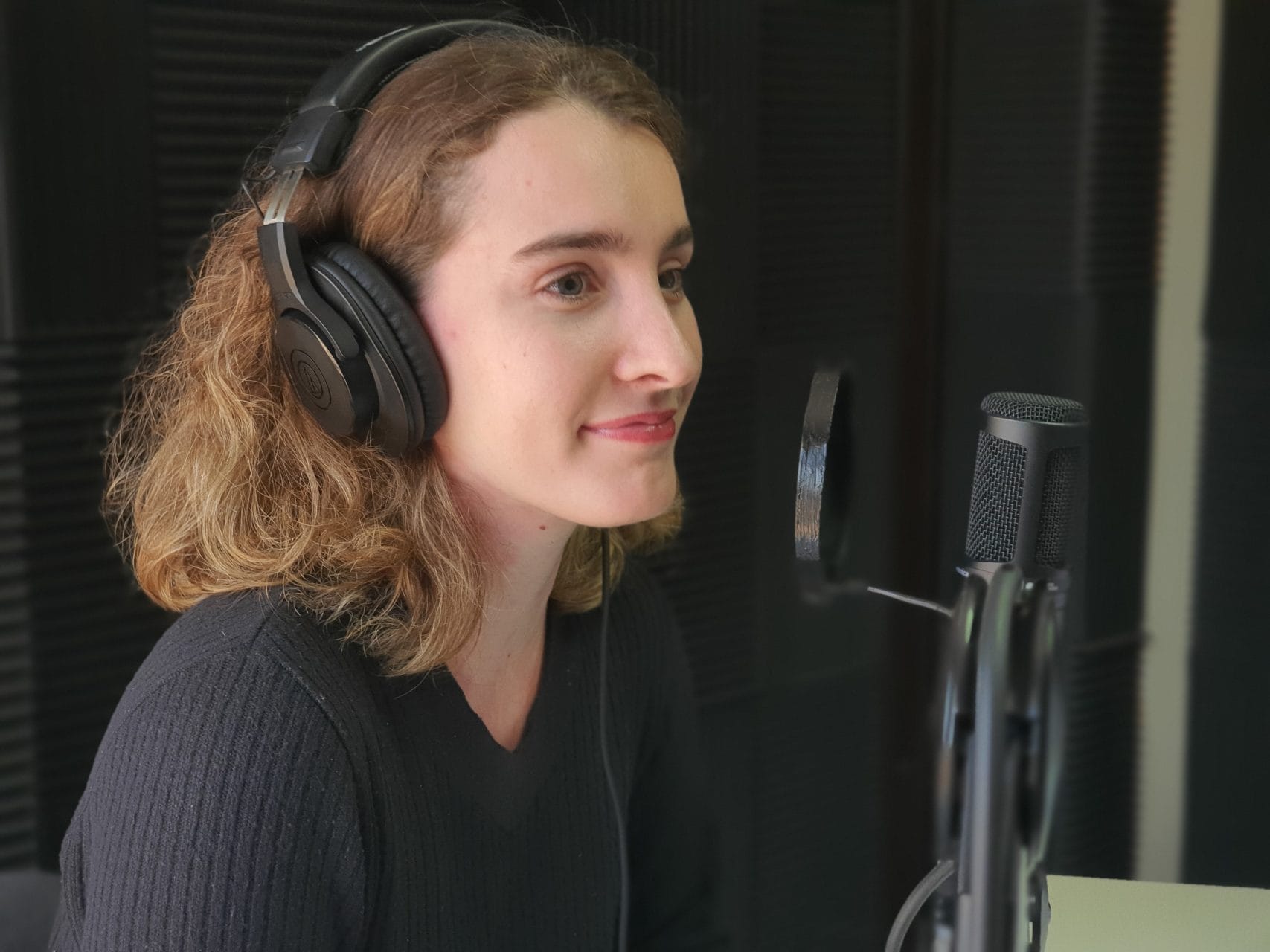 La joven cantante piquense, Rosario Pilar, presenta su tema “Vale la Pena” en sociedad