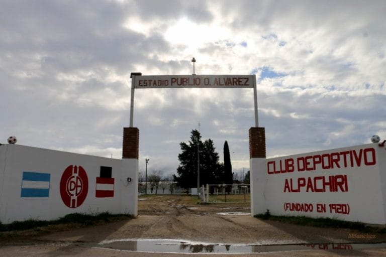 El Club Deportivo Alpachiri llegó hoy a su centenario de vida: “Un siglo de amistad, deportes y valores”