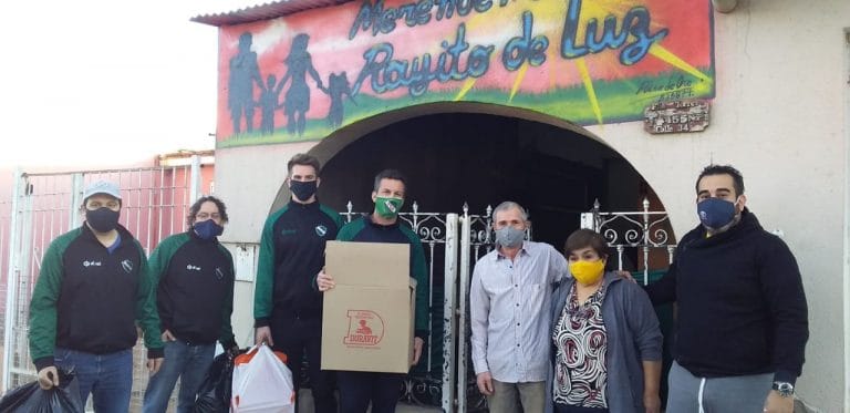 Ferro de General Pico donó una importante cantidad de juguetes a tres merenderos por el Día del Niño
