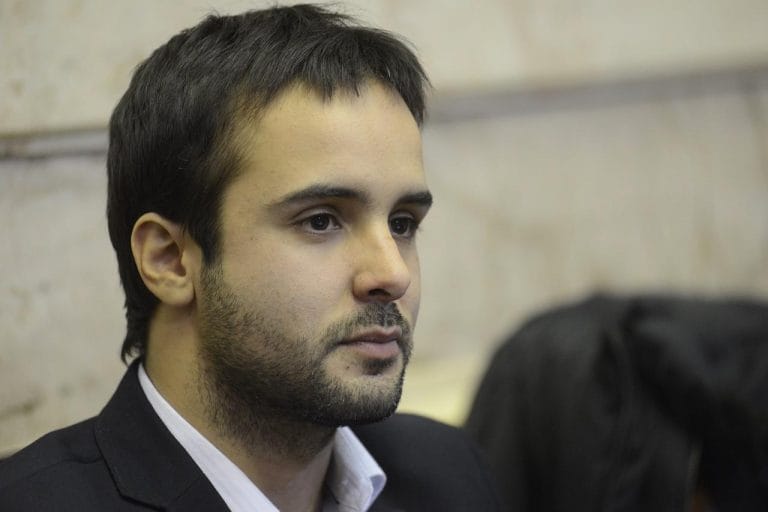 “Es importante retomar la actividad comercial e industrial con responsabilidad sanitaria“, señaló el diputado Maquieyra
