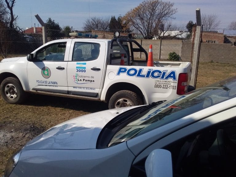 Embajador Martini: detienen a dos sujetos en por el robo en un depósito de una farmacia