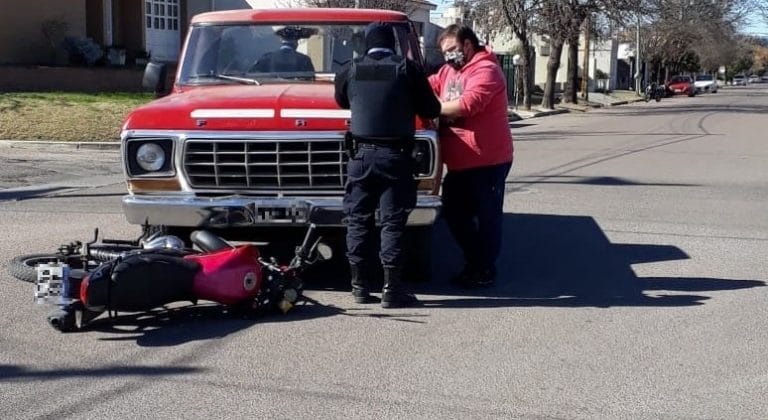 Accidente en calles 31 y 18: La mujer sufrió una fractura de tobillo, le colocaron un yeso y le dieron el alta