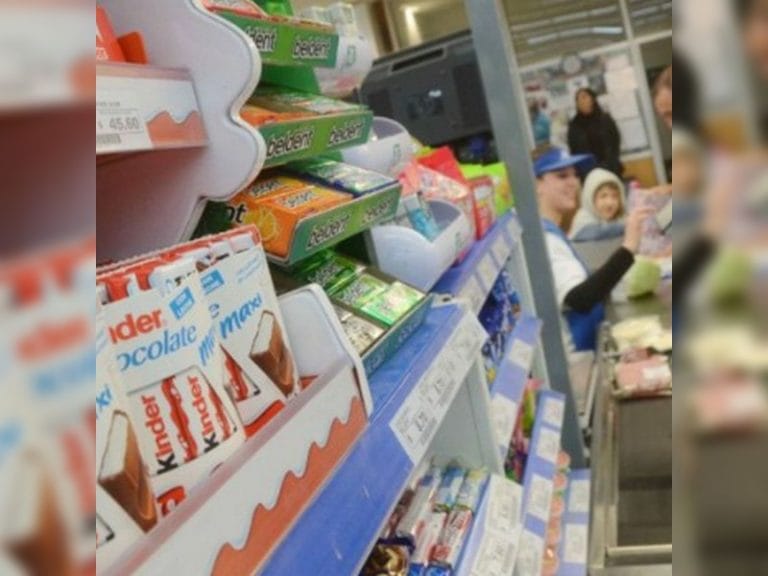Nutricionistas de La Pampa apoyan la ley que regula la exposición de dulces y bebidas con alto nivel calórico cerca de las cajas registradoras en supermercados