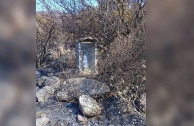Córdoba: “Creer o reventar”, en medio de los incendios hallaron una Virgen de Luján intacta