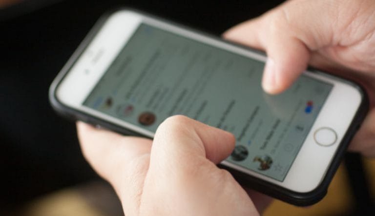 La Pampa: dos adolescentes enviaban videos por whatsapp de una menor con contenido sexual y fueron declarados responsables penales