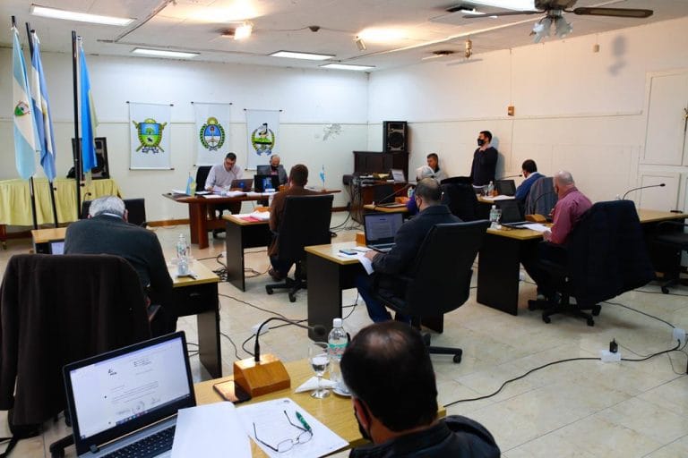 Con distintos proyectos y un reconocimiento a la Facultad de Ingeniería, sesionó el Concejo Deliberante de General Pico