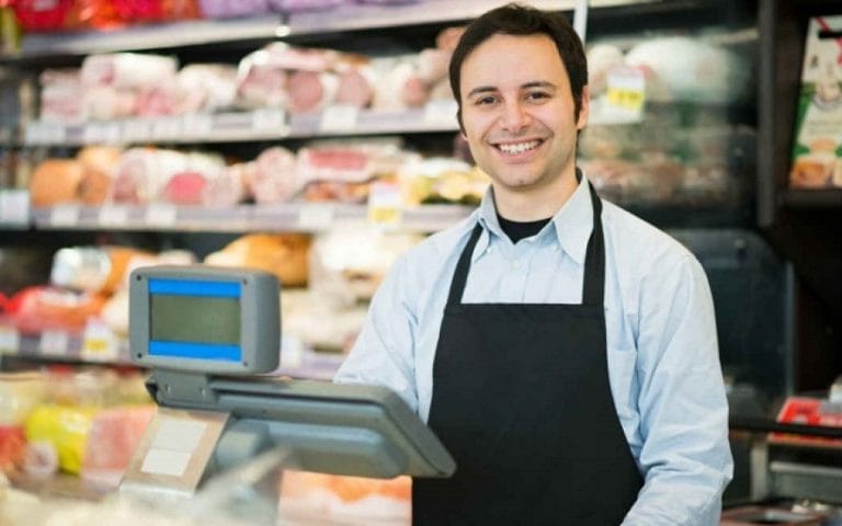 Empleados de Comercio acordó un aumento salarial a partir de septiembre, logrando que el básico con presentismo ascienda a $ 50.687 en su categoría más baja