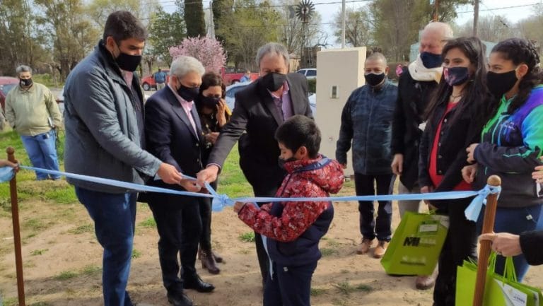 En el aniversario de Colonia Santa María, cuatro familias recibieron su vivienda