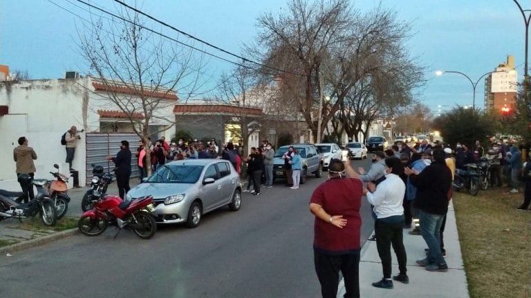 Empleados contratados del Municipio piden la suspensión del proyecto de modificación del Estatuto