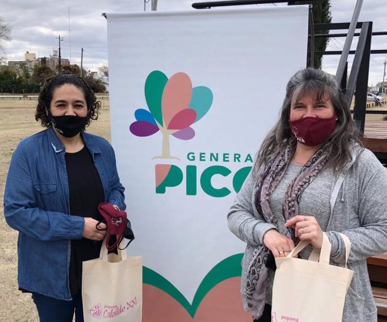 Campaña “Pico Responsable” en el Paseo de los Inmigrantes: “Los chicos nos escuchaban y se interiorizaron sobre la importancia de usar los barbijos”