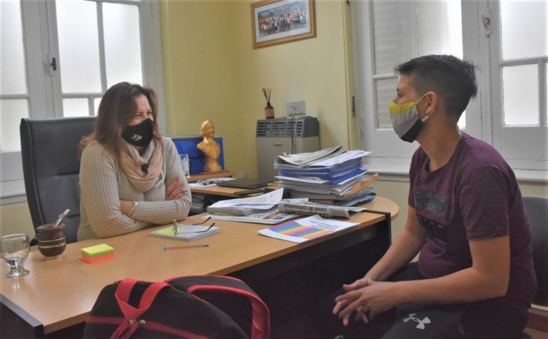 Representante del colectivo LGBTQ+ en General Pico se reunió con la intendenta y pidió que se ice la bandera de la diversidad en fechas alusivas