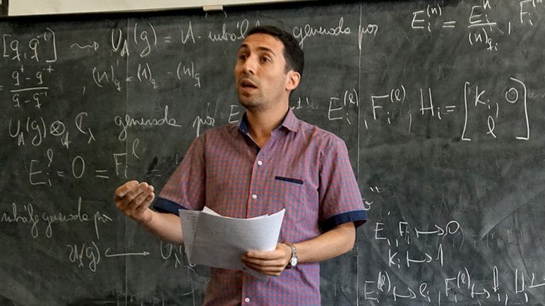 ¡Orgullo pampeano!: Matemático trenelense que egresó con promedio de 10 ahora fue premiado por la Unión Matemática de América Latina y el Caribe