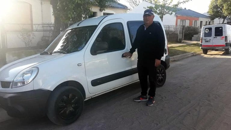 El emotivo gesto del delantero de River, Julián Álvarez: Le regaló una camioneta a su DT de la infancia para que pueda trabajar