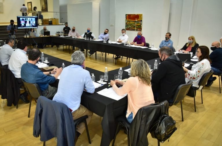 Intendentes y diputados provinciales analizaron la modificación a la Ley de Coparticipación