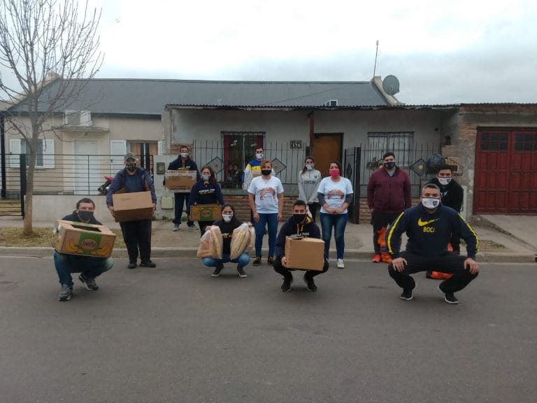 Desde “Pequeños Guerreros” de barrio Federal le agradecieron a la Peña “Roberto Mouzo” por las numerosas viandas entregadas a las familias que asisten al merendero