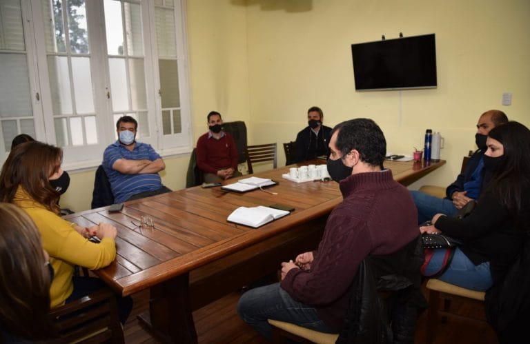 Evalúan desarrollar un emprendimiento productivo en «La Jorobada»