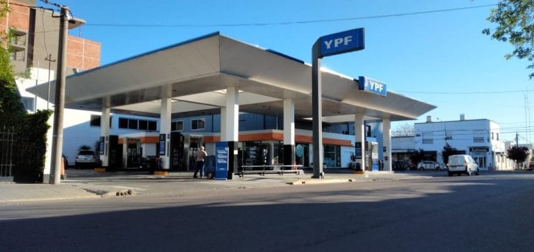 YPF aumentó sus combustibles en un 3,5% promedio: así quedaron los valores en General Pico