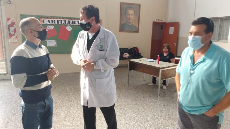 “Un comercio piquense cerró sus puertas por un contacto estrecho con un positivo”, afirmó Roberto Bertone, Director Adjunto del hospital local