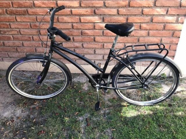 Vecino piquense que tiene a su pareja internada y es padre de cuatro niños precisa una bicicleta para poder movilizarse