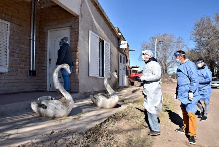 “Búsqueda Activa” en dos barrios de Santa Rosa: Se evaluaron 351 viviendas, se monitoreo a 1583 personas y tres de ellas fueron hisopadas