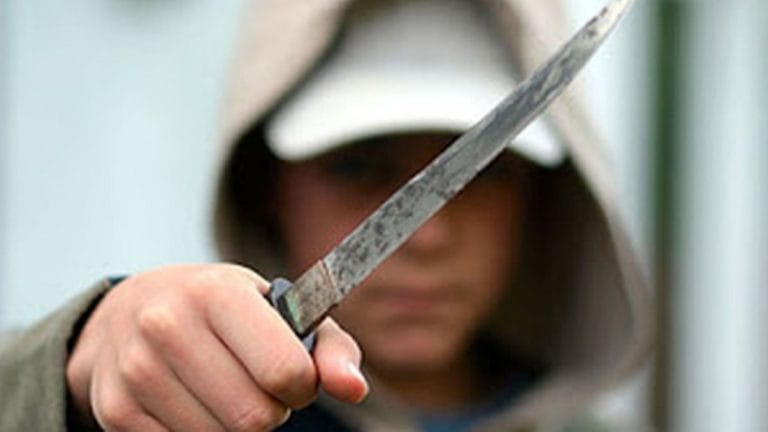 La Pampa: Dos años y seis meses de prisión para un delincuente que asaltó una despensa con un cuchillo