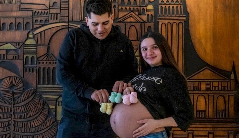 Un caso entre 200 millones: Nacieron trigemelas idénticas en Mar del Plata