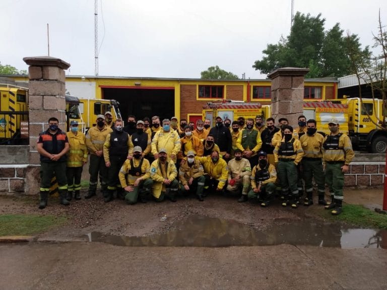 Regresaron a La Pampa los bomberos y brigadistas que colaboraron en los incendios forestales de Córdoba