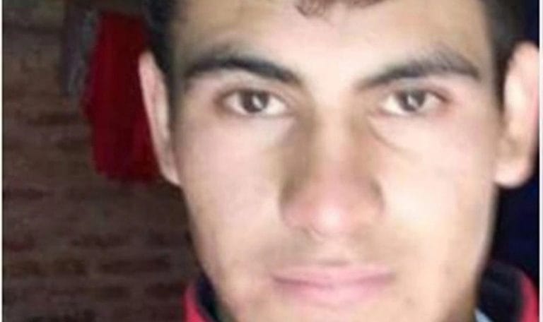 Quiso cruzar nadando el Río Bermejo para ver a su hijita de dos años: murió ahogado
