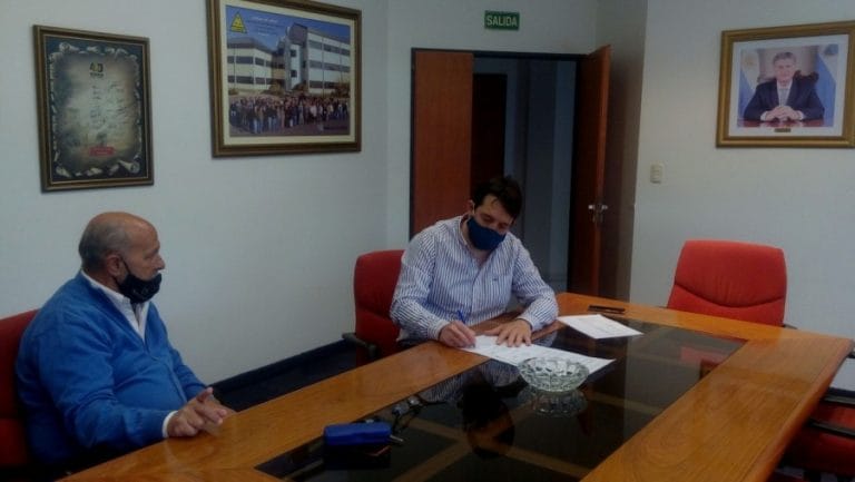 Firman contrato por más de 370 millones de pesos para reparar 8 rutas de la zona norte Provincial