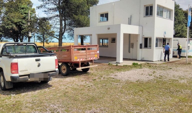 Habían ingresado por caminos de tierra a La Pampa: fueron interceptados por personal de la Brigada y se les secuestró el vehículo