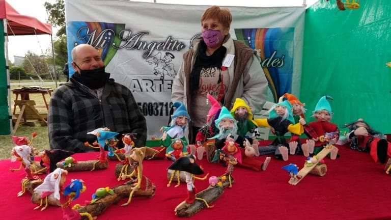 Gran éxito lleva adelante la Feria de Artesanías en el Paseo Ferroviario