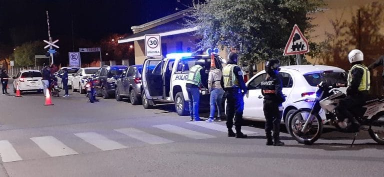 Controles: Clausuraron un comercio de calle 19 entre 16 y Avenida por estar abierto fuera del horario permitido