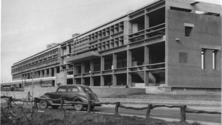 La Casa de Gobierno y Terminal de Ómnibus de Santa Rosa fueron declaradas «Patrimonio Pampeano»