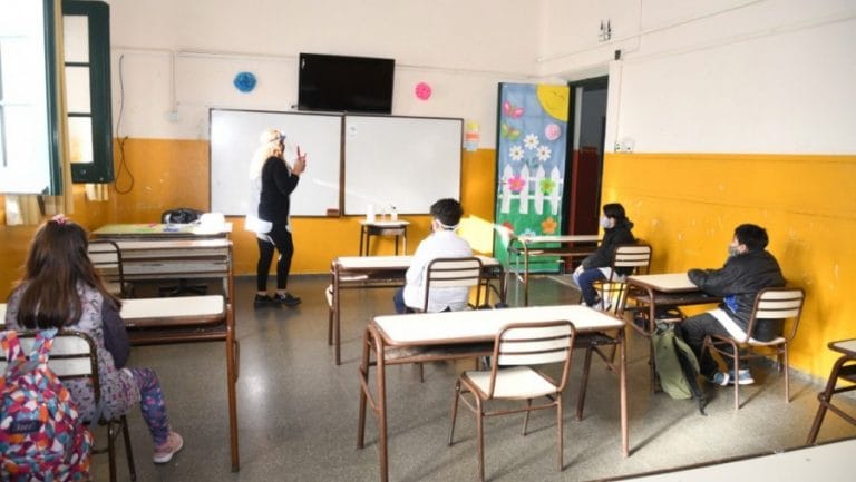 “Ver que los chicos estaban con tantas ganas de recuperar el contacto presencial con sus maestros me conmovió” expresó una madre pampeana