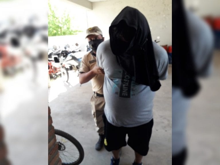 Intendente Alvear: Delincuentes chocaron y le dispararon a la Policía, se dieron a la fuga y finalmente fueron atrapados tras un allanamiento