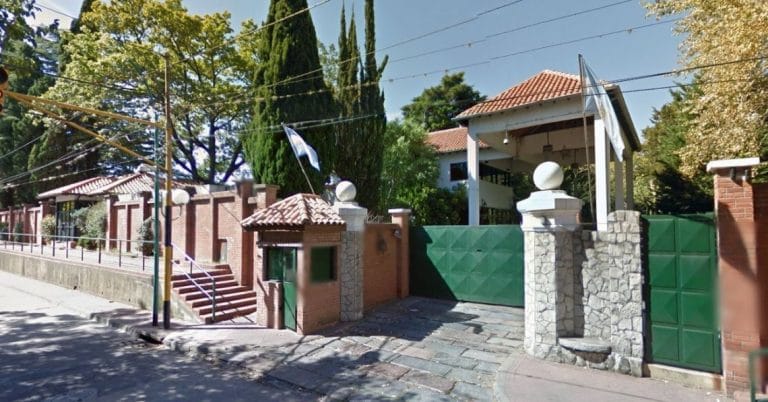 Intentó lesionarse en la puerta de la Quinta de Olivos el mismo hombre que había tirado una molotov