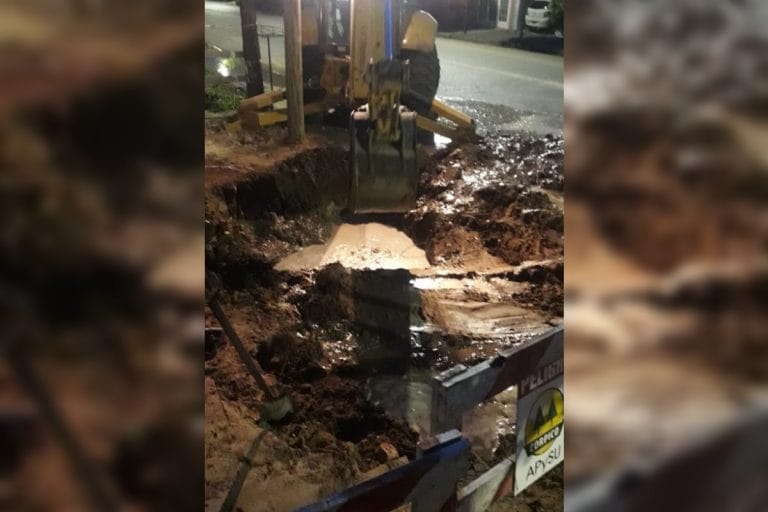 La rotura de un caño en 2 entre 13 y 15 afectará el servicio de agua potable en la zona