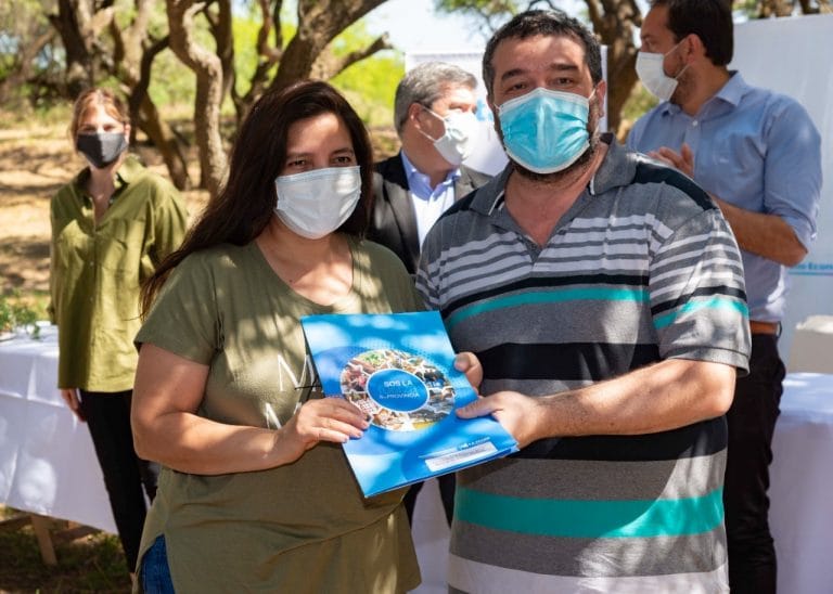 Economía Social: Entregaron otros veinte créditos por un monto de $ 950.000 pesos en Santa Rosa