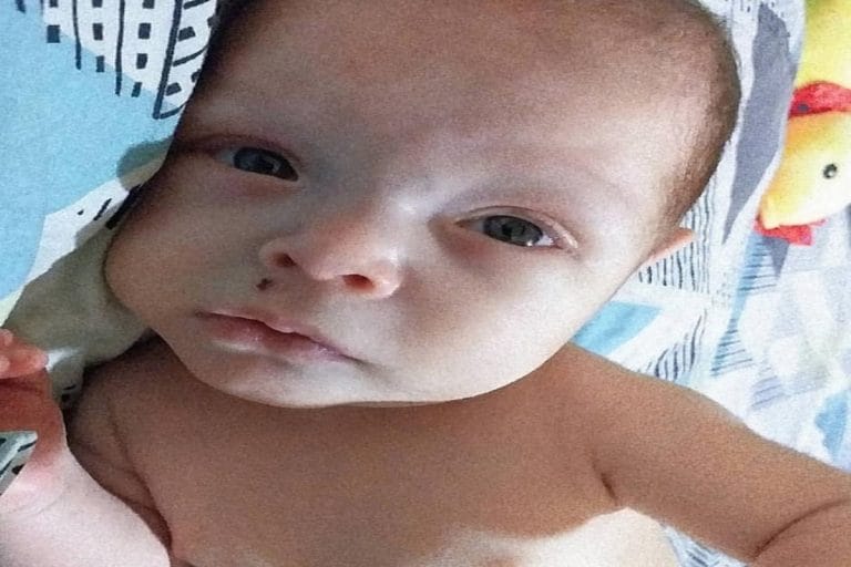 Imputan a un hombre por matar a golpes a su hijo de 4 meses en Reconquista