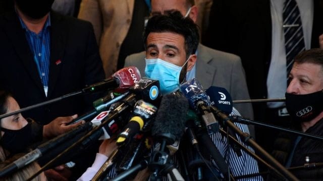 Muerte de Maradona: Allanan la casa y el consultorio de Leopoldo Luque, su último médico personal
