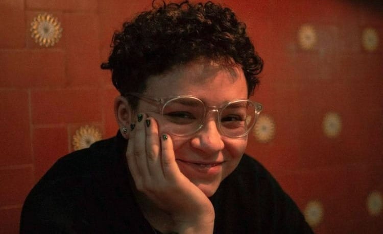 COVID-19: Una joven villeguense está entre los voluntarios que le ponen el cuerpo a la vacuna