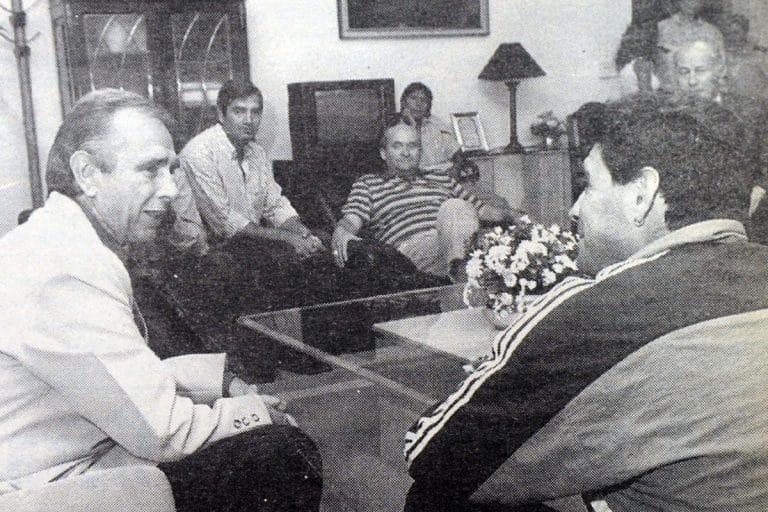 Marín y Maradona en Casa de Gobierno: “Una visita muy grata y donde habló muy bien del pampeano”
