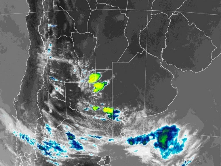 Aviso a corto plazo por tormentas fuertes con lluvias intensas y ráfagas para diez localidades pampeanas