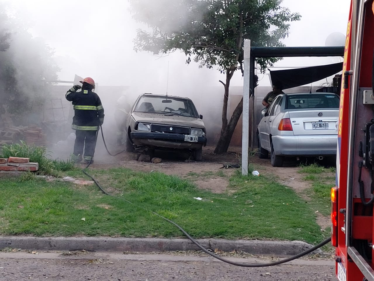 Por precaución bomberos acudió a un principio de incendio Por precaución bomberos acudió a un principio de incendio