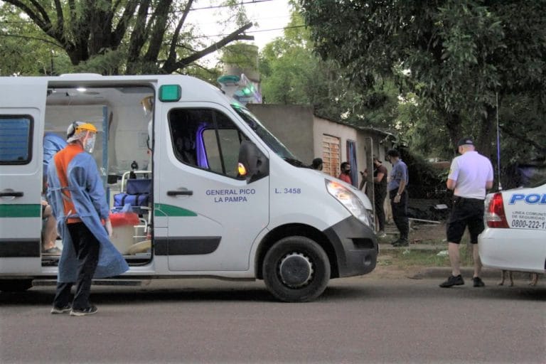 Asalto a mano armada en General Pico: Le pegaron un “culatazo” en la cabeza y tuvo que ser hospitalizado; los delincuentes escaparon en motocicleta
