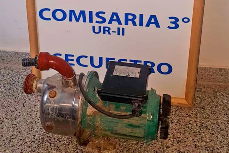 Recuperaron bomba de agua robada: hay dos adultos demorados